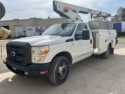 Ford F-350 34 ft Boom / Bucket Truck - 2011 VERSALIFT TEL29NE Aerial Lift, Automatic