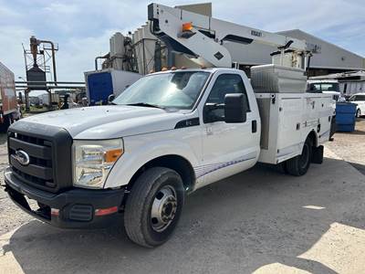Ford F-350 34 ft Boom / Bucket Truck - 2011 VERSALIFT TEL29NE Aerial Lift, Automatic