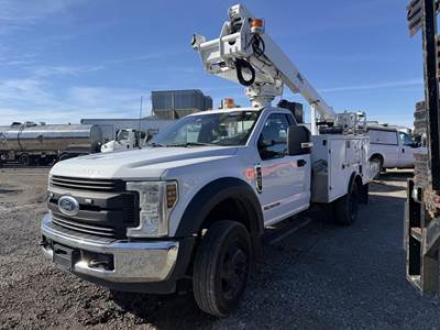 Ford F-450 35 ft Boom / Bucket Truck - 2019 ALTEC AT235 Aerial Lift, Automatic