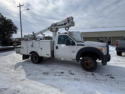 Ford F-550 35 ft Boom / Bucket Truck - 2016 ALTEC AT235P Aerial Lift, Automatic
