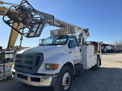 Ford F-650 Boom / Bucket Truck - 2008 Telsta T40C Aerial Platform Lift, Automatic