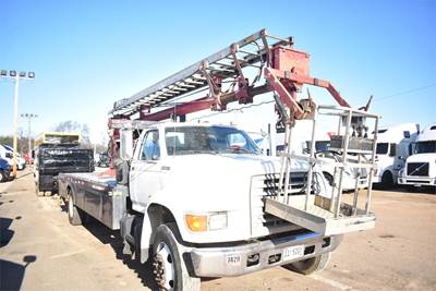 Ford F-800 Boom / Bucket Truck - 1995 SKYHOIST SR53 Aerial Platform Lift, 6 Spd