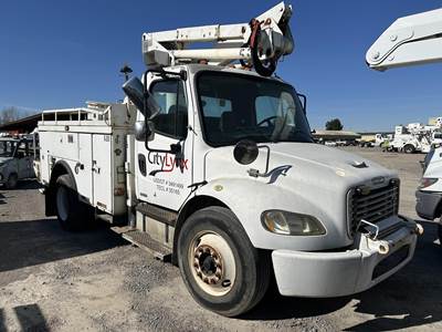 Freightliner M2 106 37 ft Boom / Bucket Truck - 2006 ALTEC AT37G Aerial Lift, Automatic