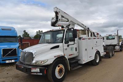 International DuraStar 4200 36 ft Boom / Bucket Truck - 2005 Lift-All LTAF36 Aerial Lift, Automatic