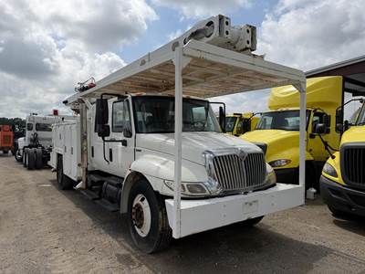 International DuraStar 4300 60 ft Boom / Bucket Truck - 2009 LIFT-ALL LSS60-1S Aerial Lift, Automatic