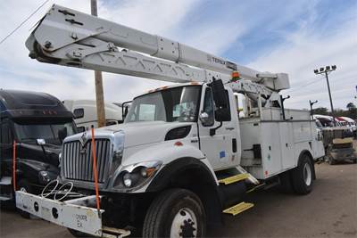 International WorkStar 7300 55 ft Boom / Bucket Truck - 2009 Terex XM55 Aerial Lift, Automatic
