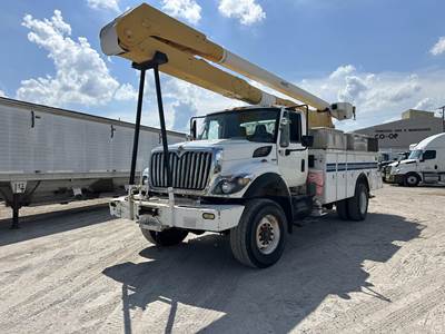 International WorkStar 7300 55 ft Boom / Bucket Truck - 2008 ALTEC AA755L Aerial Lift, Automatic