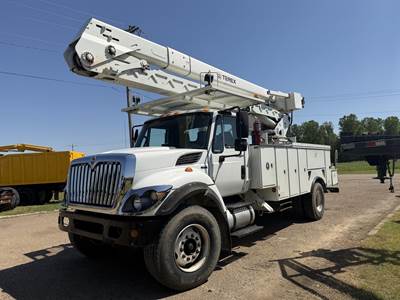 International WorkStar 7400 52 ft Boom / Bucket Truck - 2011 Terex HRX52 Aerial Lift, Automatic