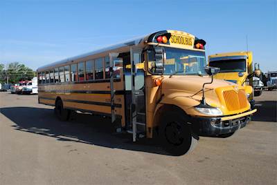 International IC3S530 Single Axle Bus - VT-365, 215HP, Automatic