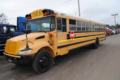 International IC3S530 Single Axle Bus - VT-365, 215HP, Automatic