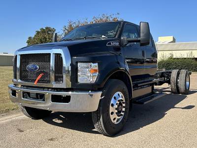 Ford F-650 Single Axle Cab & Chassis Truck - 7.3L, Automatic
