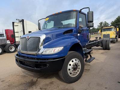 International MV Single Axle Cab & Chassis Truck - Cummins, 260HP, Automatic