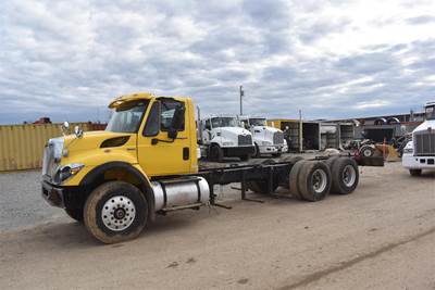 International WorkStar 7400 Tandem Axle Cab & Chassis Truck - MAXXFORCE DT, 330HP, 10 Speed Manual