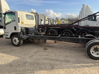 Isuzu NPR Single Axle Cab & Chassis Truck - Chevrolet, Automatic