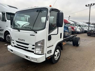 Isuzu NRR Single Axle Cab & Chassis Truck - Chevrolet, Automatic