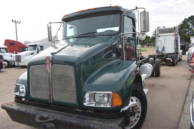 Kenworth T300 Single Axle Cab & Chassis Truck - Paccar, 260HP, Manual