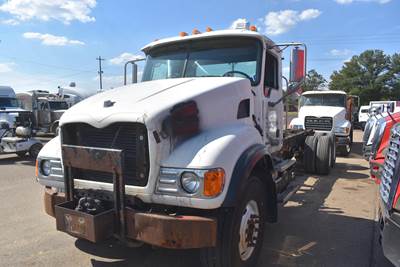 Mack Granite CV713 Tandem Axle Cab & Chassis Truck - AMI-370, 370HP, Automatic