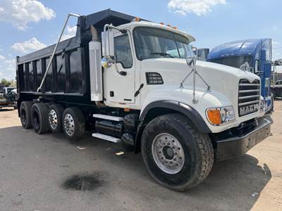 Mack Granite CV713 Tri Axle Cab & Chassis Truck - E7, 400HP, 8Ll Manual