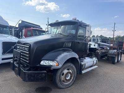 Mack Granite GU813 Tri Axle Cab & Chassis Truck - MP7, 395HP, 10 Speed Manual