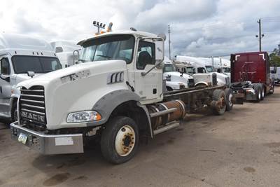 Mack Granite GU813 Tri Axle Cab & Chassis Truck - MP7, 395HP, Automatic