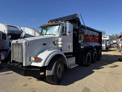Peterbilt 357 Tandem Axle Cab & Chassis Truck - Caterpillar, 365HP, Automatic
