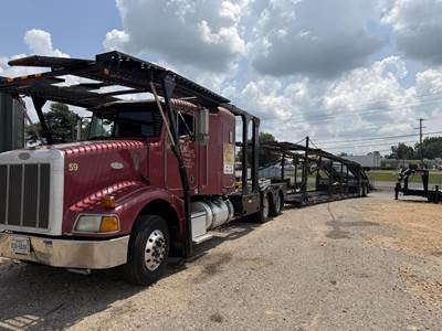 Peterbilt 385 Tandem Axle Car Carrier Truck - Cummins, 400HP, 13 Speed Manual