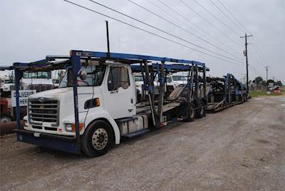 Sterling LT9500 Tandem Axle Car Carrier Truck - Mercedes, 450HP