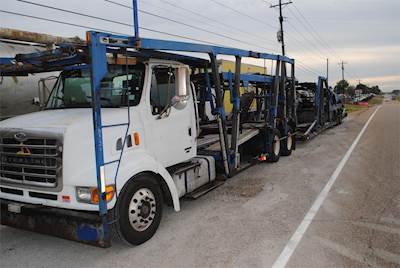 Sterling LT9500 Tandem Axle Car Carrier Truck - Mercedes, 450HP