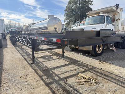Kaufman 50x92 Tandem Axle Steel Enclosed Car Carrier Trailer - Spring, Fixed Axle