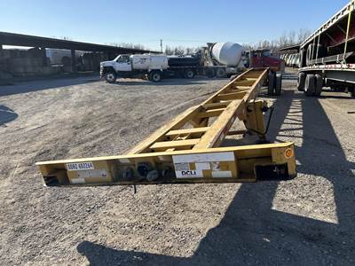 Stoughton 53 FT CONTAINER CHASSIS Tandem Axle Steel Container Chassis - Spring, Sliding Axle