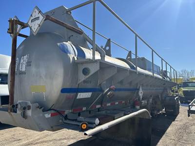 Comptank 3256 GALLON ACID TRAILER Chemical / Acid Tank Trailer