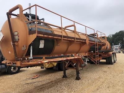 Proco Tandem Axle Steel Chemical / Acid Tank Trailer - Spring, Fixed Axle