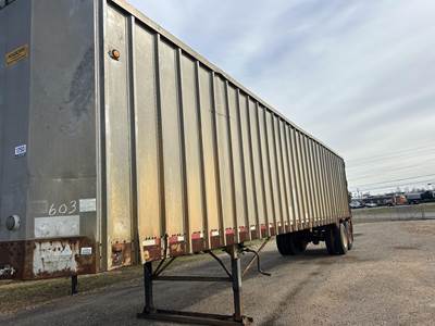Peerless 45 FT CHIP TRAILER Tandem Axle Aluminum Chip Trailer - Spring, Fixed Axle