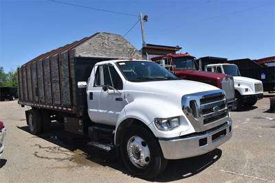Ford F-650 Chipper Truck - 240HP, Automatic