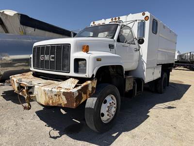 GMC TopKick C6500 Chipper Truck - Chevrolet, 5 Speed Manual