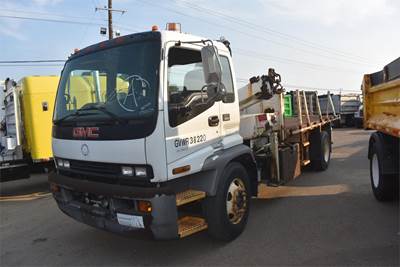 GMC T8500 Crane Truck - 2005 National N50 Knuckle Boom Crane, Automatic