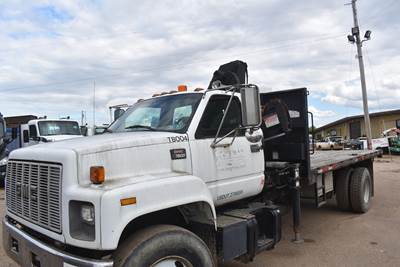 GMC TopKick C7500 Crane Truck - 1999 HIAB 070A Knuckle Boom Crane, 5+2 Spd