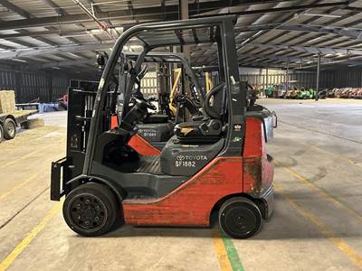 Toyota 8FGCU20 Cushion Tire Forklift - 3450lb Capacity