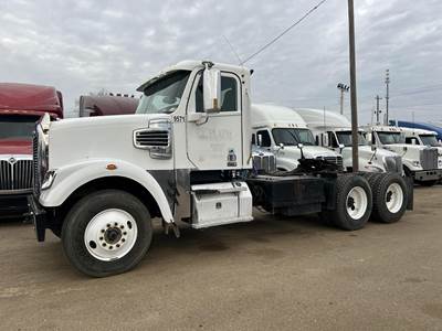 Freightliner Coronado 122 SD Day Cab Truck - Detroit 455HP, 10 Speed Manual