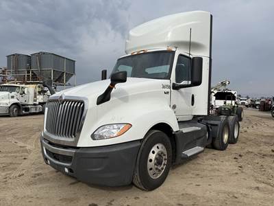 International LT Day Cab Truck - Cummins 400HP, 12 Speed Endurant Amt
