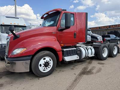 International LT Day Cab Truck - Cummins 450HP, 12 Speed Amt