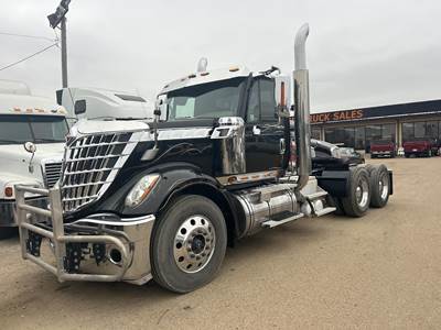 International LoneStar Day Cab Truck - Cummins 485HP, 10 Speed Manual