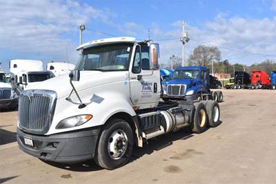International ProStar Day Cab Truck - N13 450HP, 10 Speed Manual