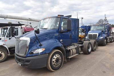 International RH Day Cab Truck - A26 450HP, Amt