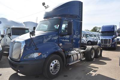 International RH Day Cab Truck - A26 450HP, Amt