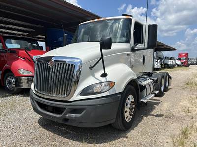 International RH Day Cab Truck - A26 450HP, 12 Speed Endurant Amt