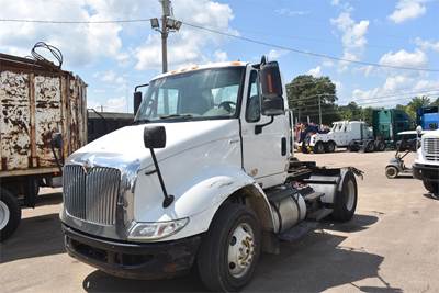 International TranStar 8600 Single Axle Day Cab Truck - MAXXFORCE 13 410HP, 10 Speed Manual