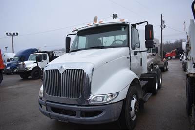 International TranStar 8600 Day Cab Truck - MAXXFORCE 11 400HP, Automatic