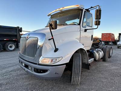 International TranStar 8600 Day Cab Truck - N13 410HP, 10 Speed Ultrashift Amt
