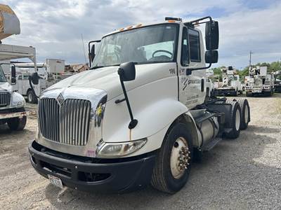 International TranStar 8600 Day Cab Truck - Cummins 370HP, 10 Speed Manual